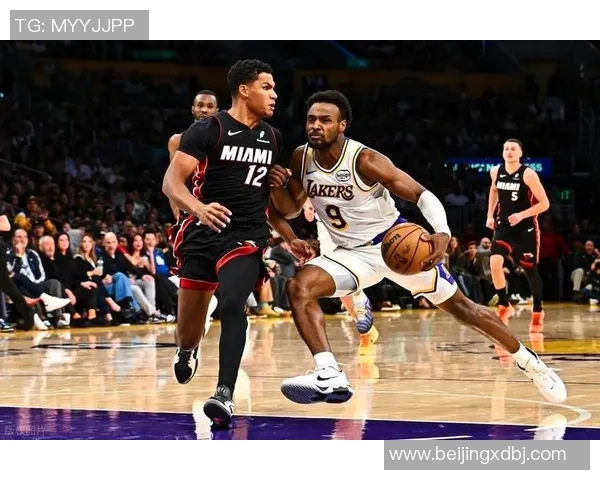 湖人热火激战回顾11月9日精彩比赛视频全程回放与精彩瞬间分析 湖人热火激战回顾11月9日精彩比赛视频全程回放与精彩瞬间分析