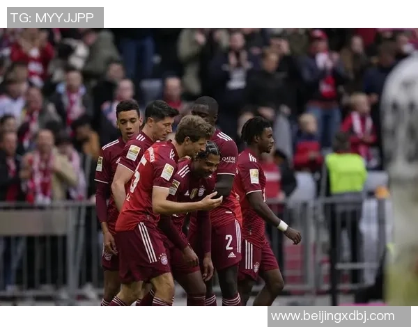 拜仁铁卫索要4000万天价,皇马巴黎凶相毕露,德甲霸主面对两难 拜仁铁卫索要4000万天价,皇马巴黎凶相毕露,德甲霸主面对两难